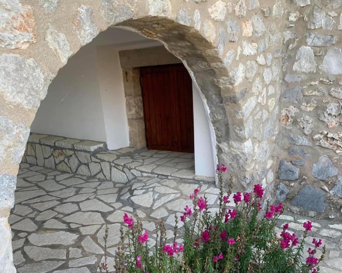 Terra Petra Villa at Psari Trikolonon Gortynia Psárion Esterno foto